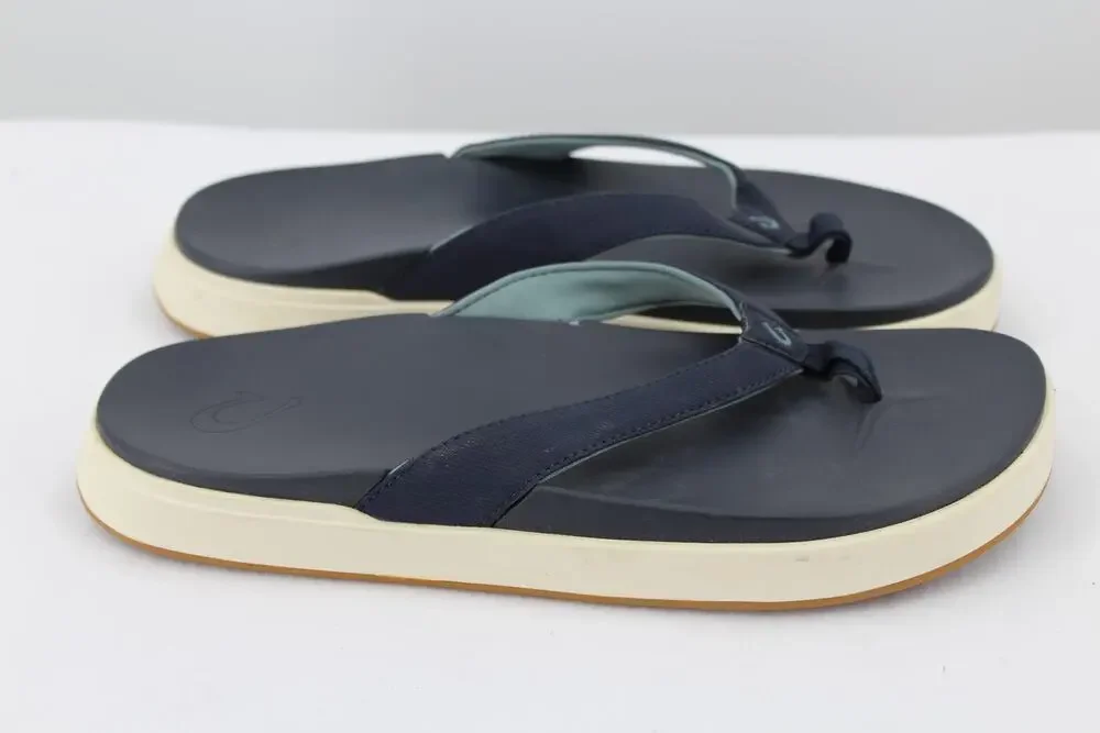Olukai Nu'a Pi'o Flip Flop Sandals Womens 9 Blue Thong Cushioned Beach